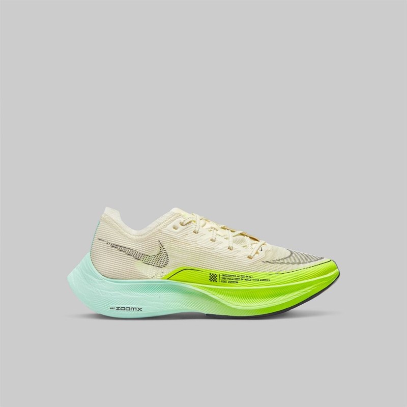 nike_sneakers_neon_prasino_galazio_mpez