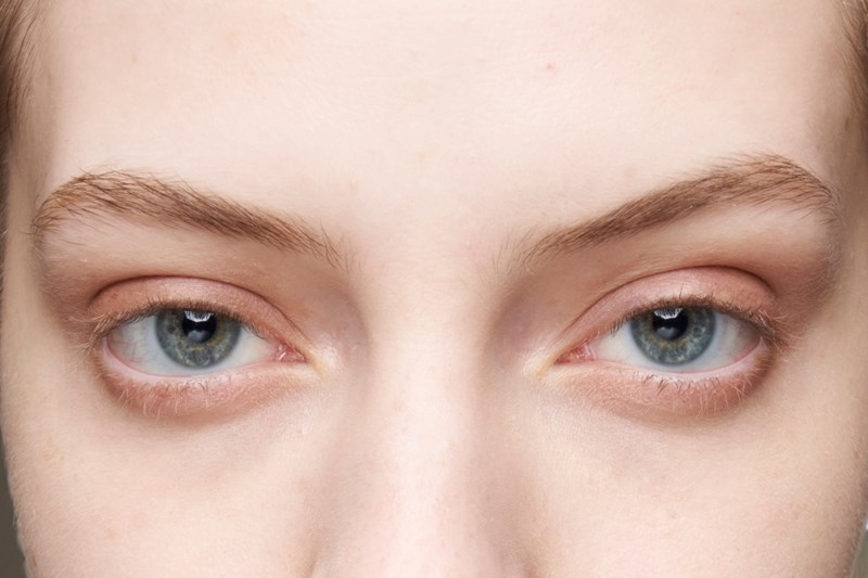 3 μυστικά για πιο μακριές και πυκνές βλεφαρίδες - εικόνα 1