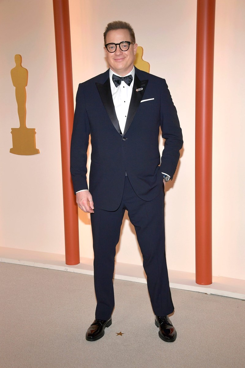 Oscars 2023: Οι λαμπερές εμφανίσεις στο...σαμπανιζέ χαλί - εικόνα 26