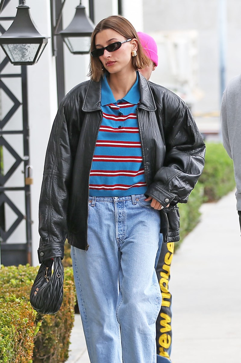 i_ Hailey_Bieber_me_rige_tshirt_loewe