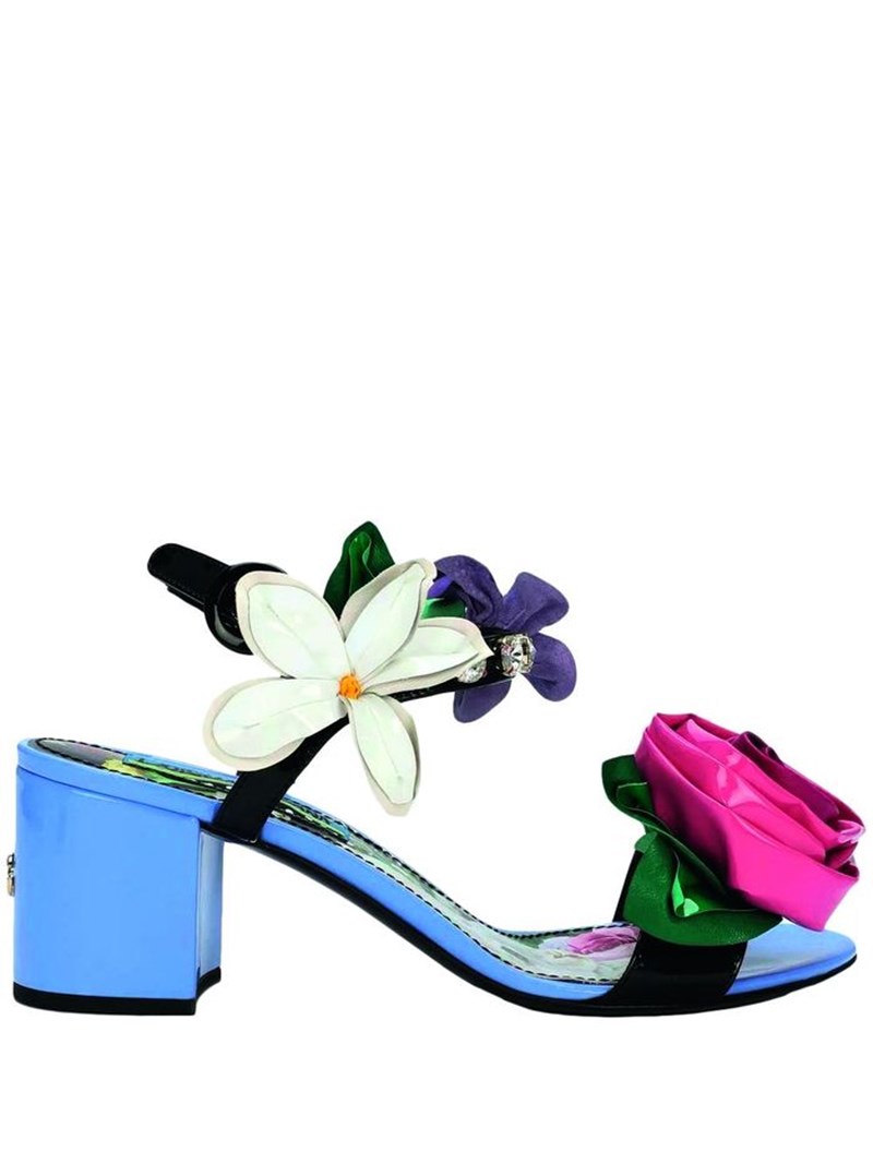 pedila_me_louloudia_galazio_aspro_fouksia