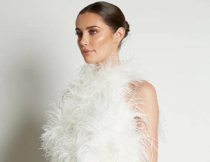 Jena Ortega, Chrissy Teigen και Zoe Saldana φόρεσαν τα bustier tops που θέλουμε τώρα - εικόνα 5