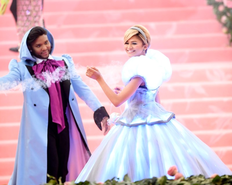 i_zendaya_ws_staxtopouta_sto_met_gala_tou_2019