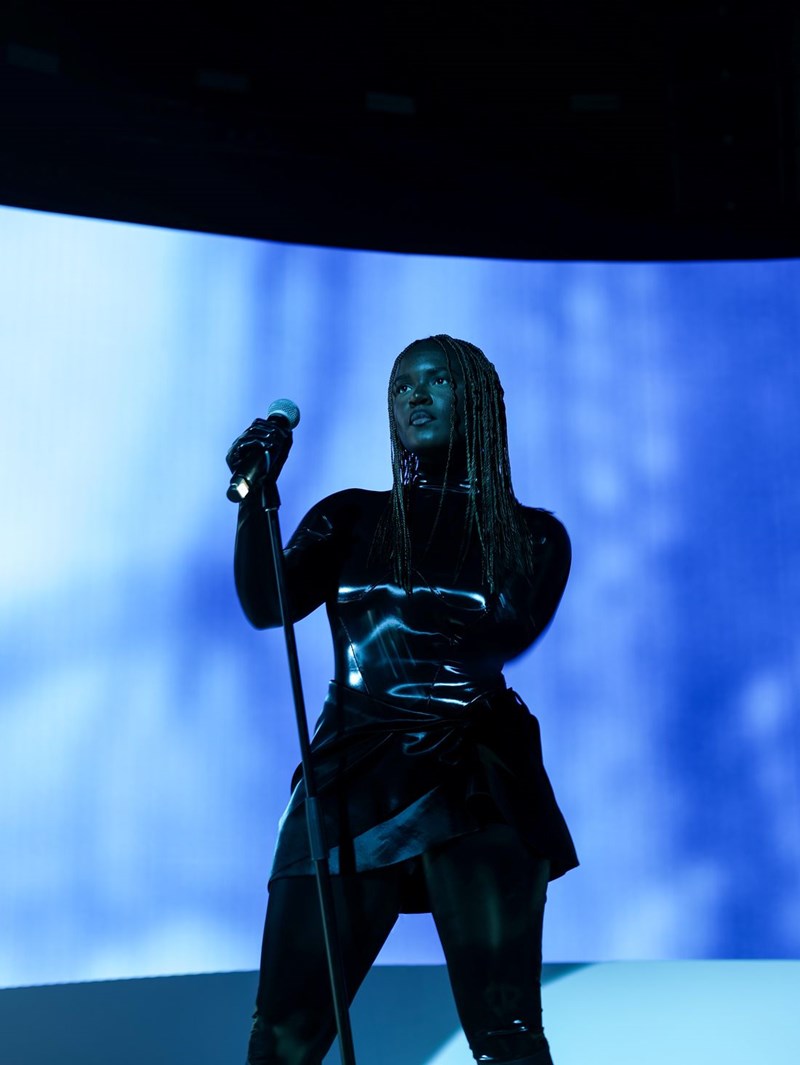 Η H&M και ο Mugler γιόρτασαν τη συνεργασία τους με ένα πολυδιάστατο σόου στη Νέα Υόρκη με πολλές μουσικές εκπλήξεις - εικόνα 5