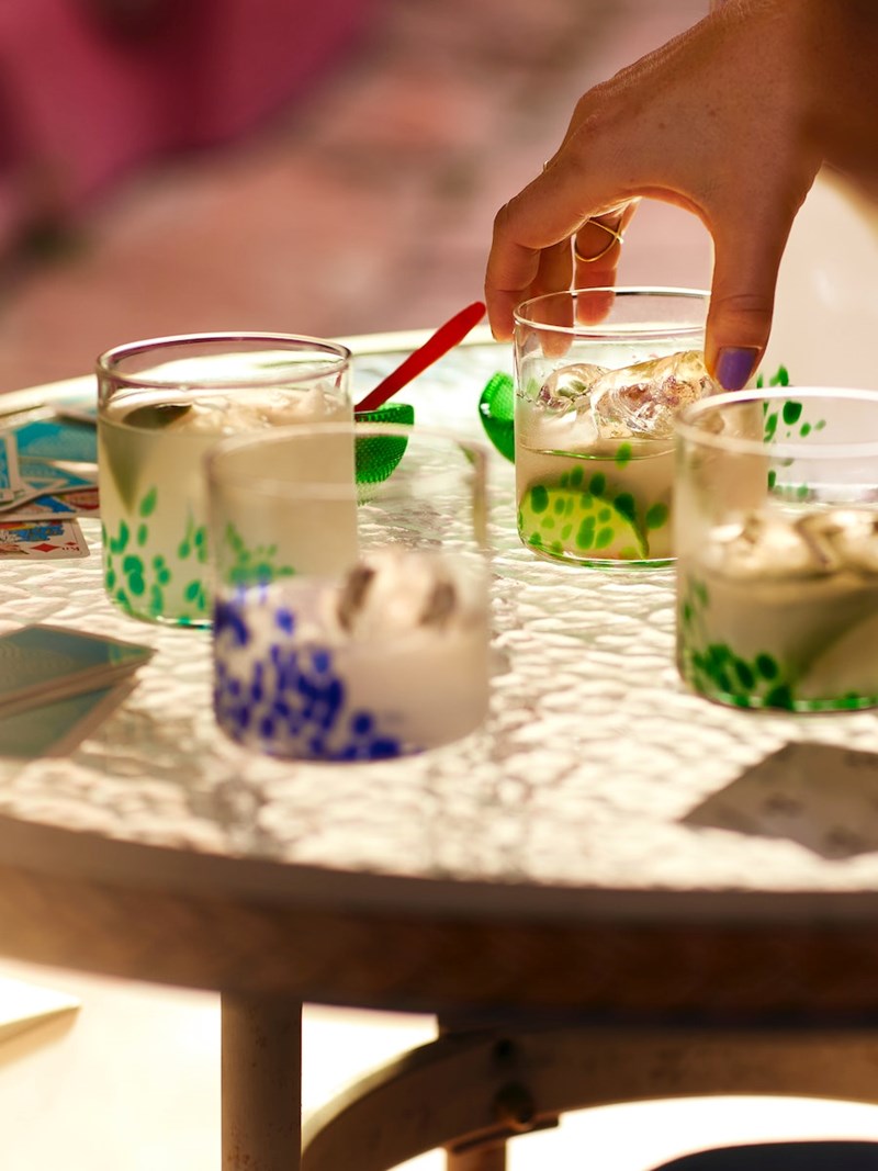 Η νέα συλλογή ÖMSESIDIG της ΙΚΕΑ είναι ωδή στα έντονα χρώματα, τη μουσική, το φαγητό και τις όμορφες στιγμές - εικόνα 2