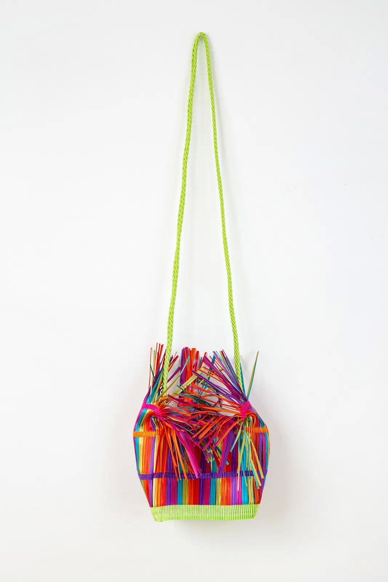 10 ανατρεπτικά καλοκαιρινά αξεσουάρ από ελληνικά brands - εικόνα 6