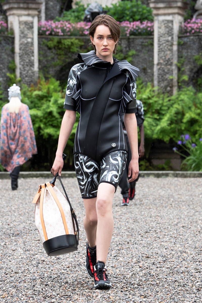 Louis Vuitton Women's Cruise 2024: Εκεί που βρίσκονται τα ατίθασα πλάσματα - εικόνα 10
