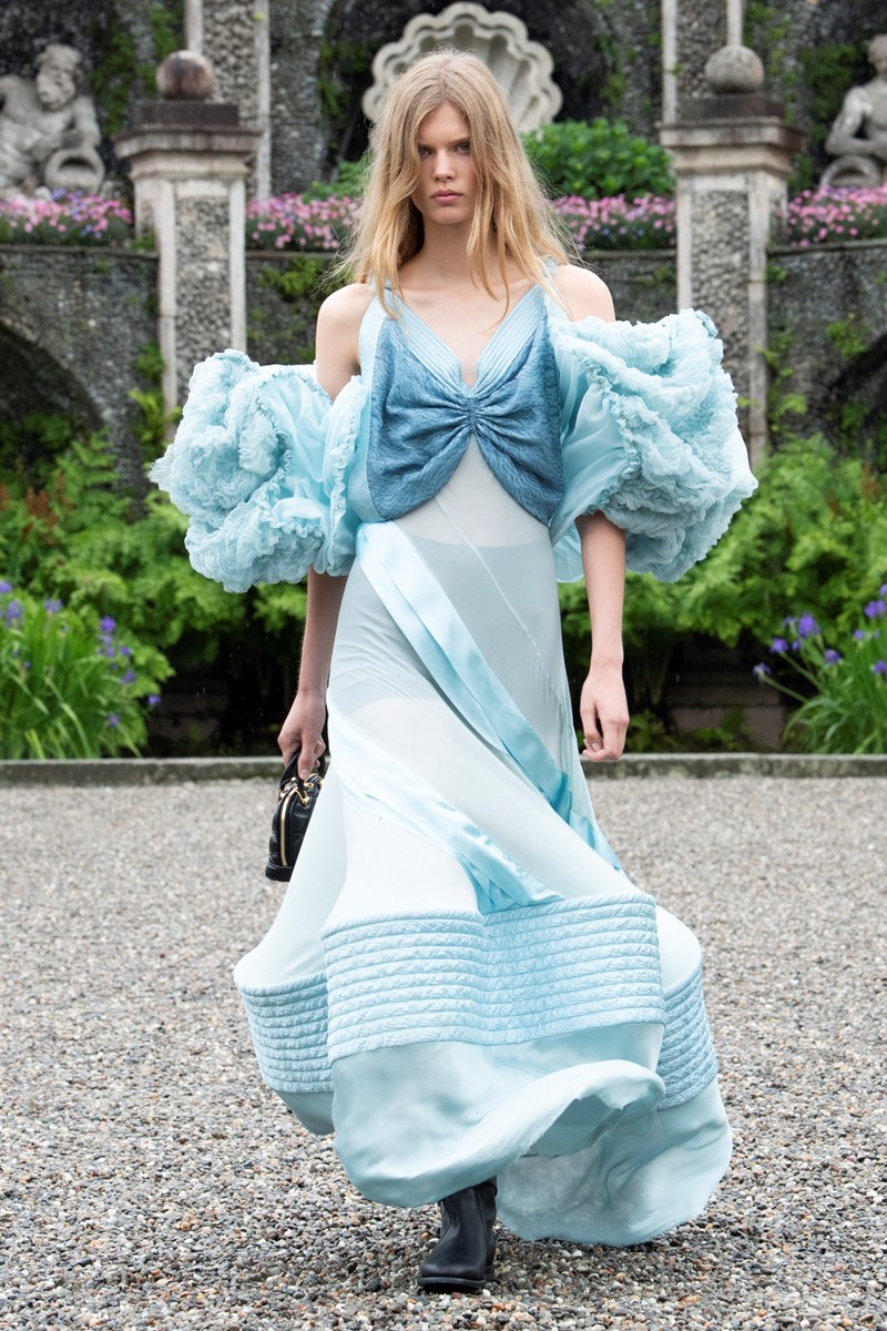 Louis Vuitton Women's Cruise 2024: Εκεί που βρίσκονται τα ατίθασα πλάσματα - εικόνα 23