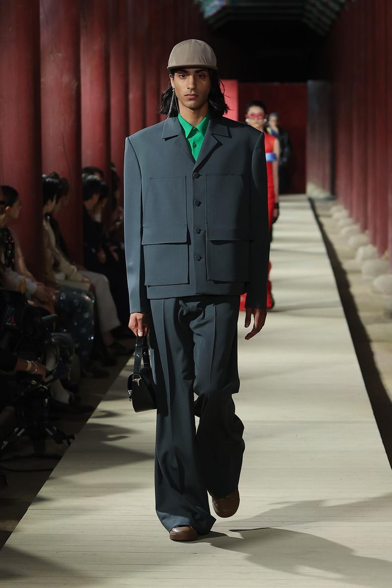 Gucci is alive! Η Cruise Collection 2024 ήταν ακριβώς αυτό που θέλαμε να δούμε από τον οίκο μέχρι την άφιξη του Sabato De Sarno - εικόνα 20