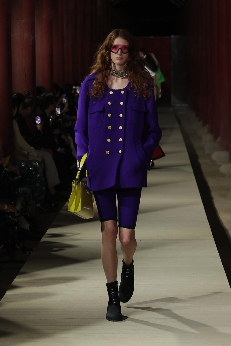 Gucci is alive! Η Cruise Collection 2024 ήταν ακριβώς αυτό που θέλαμε να δούμε από τον οίκο μέχρι την άφιξη του Sabato De Sarno - εικόνα 21