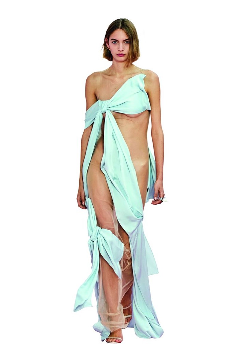 Baby blue: To διάφανο γαλάζιο είναι η νέα μας εμμονή - εικόνα 7