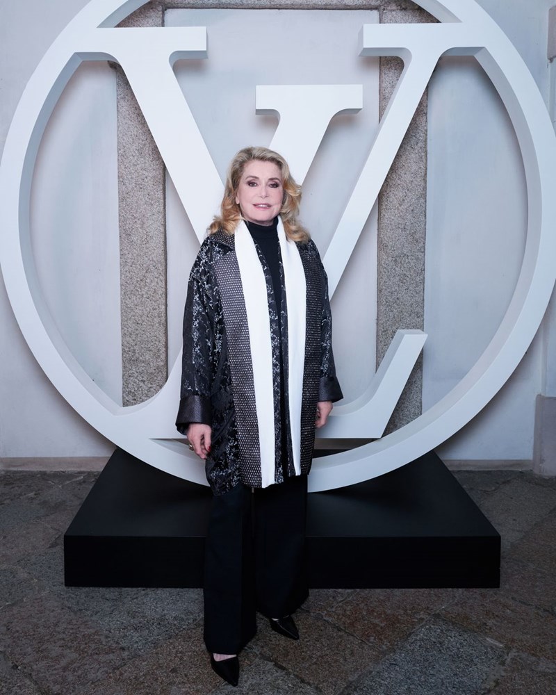 Louis Vuitton Women's Cruise 2024: Εκεί που βρίσκονται τα ατίθασα πλάσματα - εικόνα 3