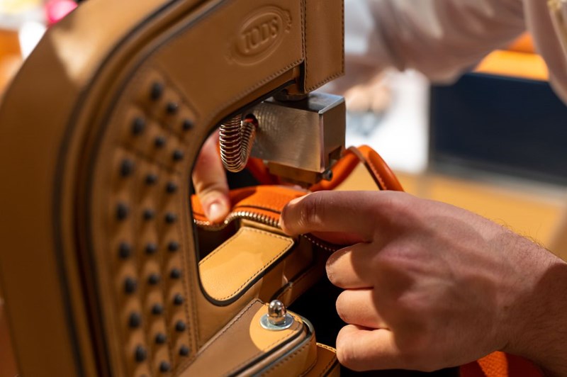 The Art of Leather: O οίκος TOD’S και ο Όμιλος Φάις γιόρτασαν τη θρυλική TOD’S Di Bag - εικόνα 11