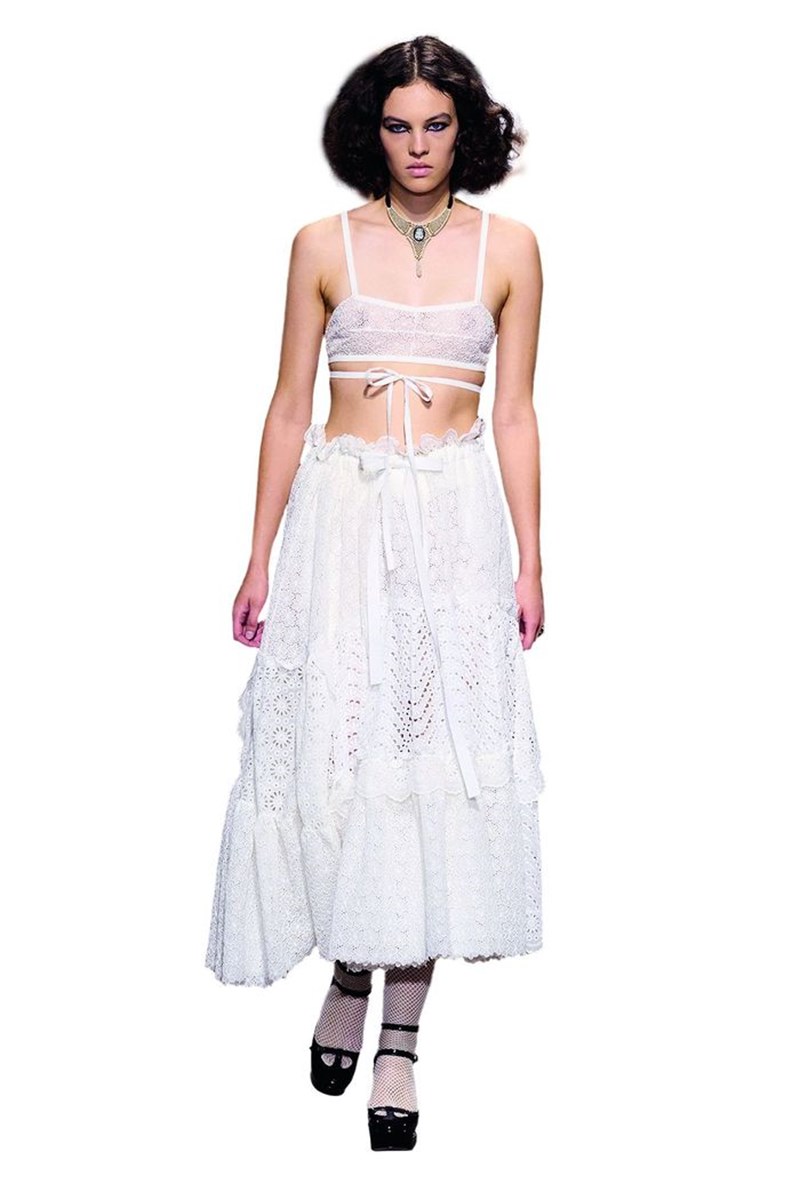 Τα «σεμεδάκια της γιαγιάς» γίνονται ρούχα και αξεσουάρ - εικόνα 5