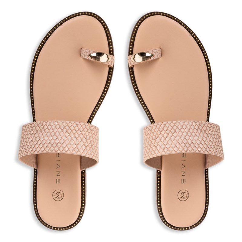 A Summer’s Dream: H ονειρική καμπάνια της ENVIE SHOES για τη συλλογή Άνοιξη- Καλοκαίρι 2023 - εικόνα 4