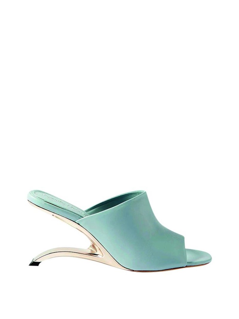 Logomania: Τα μονογράμματα  αγαπημένων μας brands συναντούν τις διαφάνειες - εικόνα 7