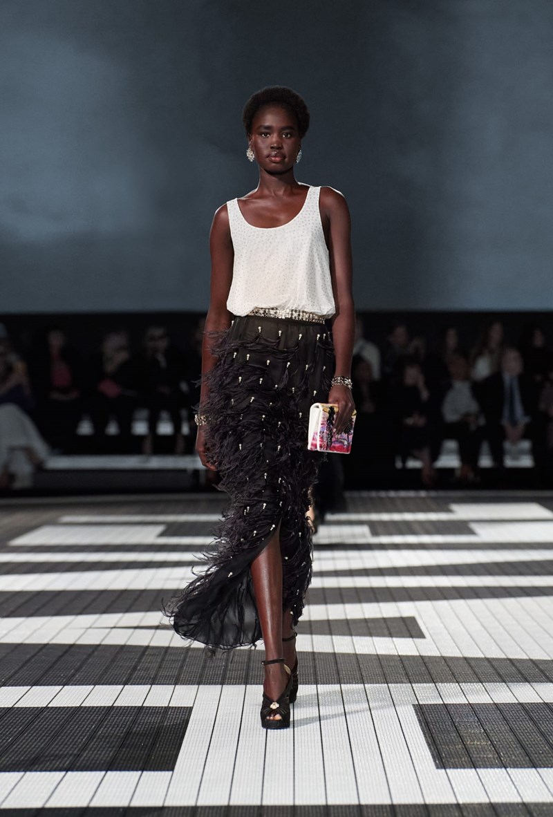 Τα looks της συλλογής Chanel Cruise 2023/ 24 που ξεχωρίσαμε - εικόνα 12