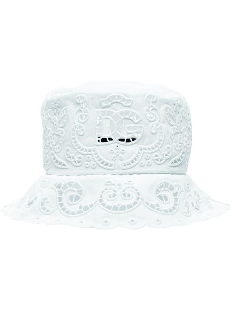 Τα «σεμεδάκια της γιαγιάς» γίνονται ρούχα και αξεσουάρ - εικόνα 4