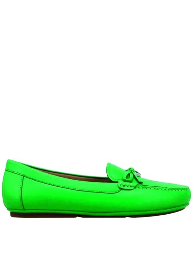 Lime green και ΣΙΑ: Από τη φλούο μέχρι την πιο baby εκδοχή του, το πράσινο είναι το χρώμα της σεζόν - εικόνα 18