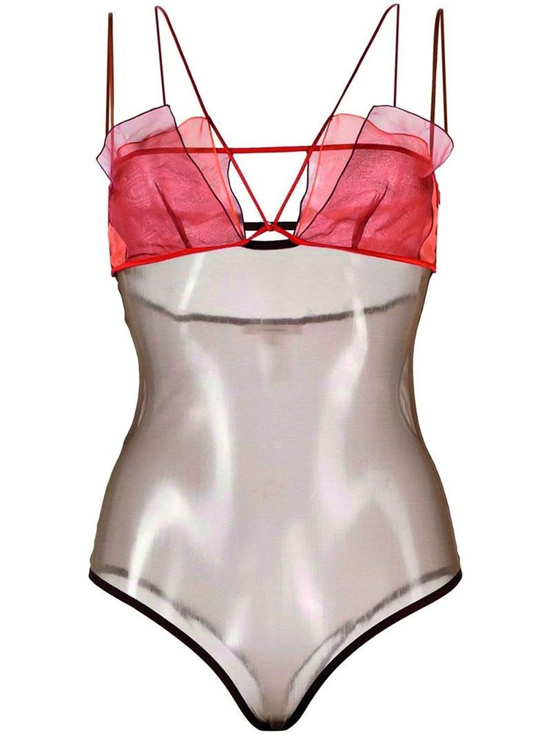 Logomania: Τα μονογράμματα  αγαπημένων μας brands συναντούν τις διαφάνειες - εικόνα 2