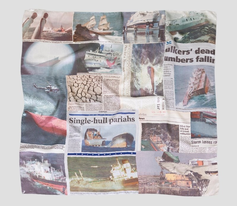 metakswto_foulari_me_print_efimerides