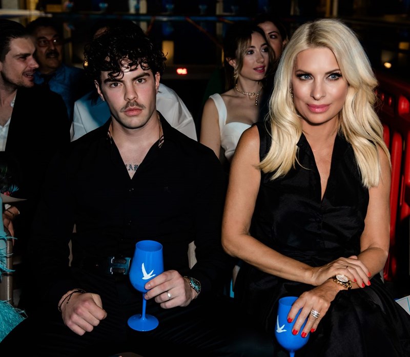 MI-RŌ x Grey Goose: Το μεγαλύτερο fashion show που έγινε ποτέ  στην Ελλάδα! - εικόνα 12