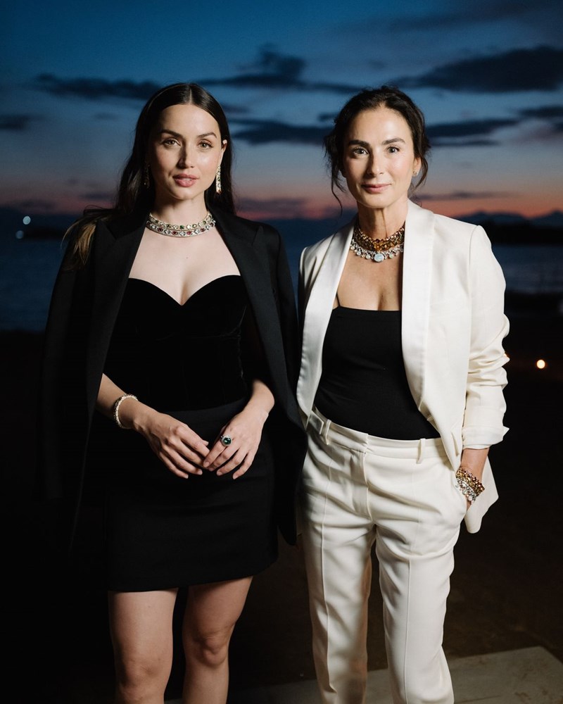 ana_de_armas_FRANCESCA_AMFITHEATROF_louis_vuitton