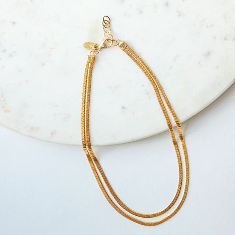 kolie_ellinika_brands_elle_gr