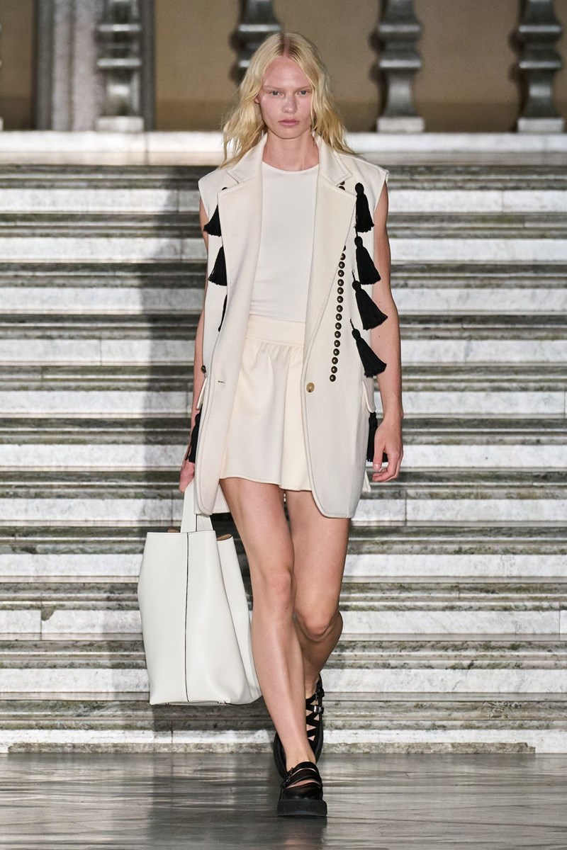 max_mara_resort24_elle_gr