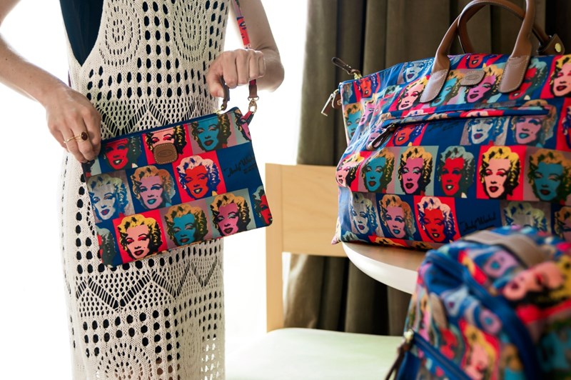 Τα ELLE Girls ετοιμάζονται για τις καλοκαιρινές αποδράσεις τους με είδη ταξιδίου από τα καταστήματα Bag Stories - εικόνα 11