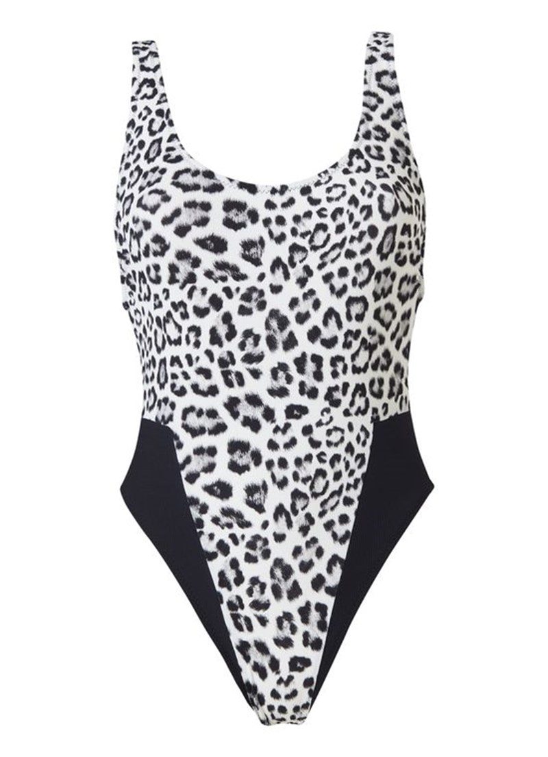 Black & White: Βρήκαμε τα πιο κομψά μαγιό και beachwear αξεσουάρ σε ασπρόμαυρες αποχρώσεις - εικόνα 18