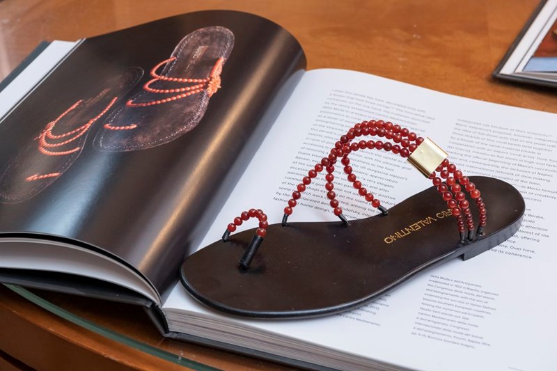 Επιχείρηση σανδάλια: Η άχαστη (και κομψή) επιλογή για τις καλοκαιρινές σου διακοπές - εικόνα 3