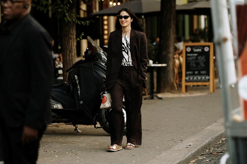 Είσαι shoe lover; Αυτά είναι τα παπούτσια που φόρεσαν οι fashion insiders στην Couture Εβδομάδα Μόδας στο Παρίσι - εικόνα 2