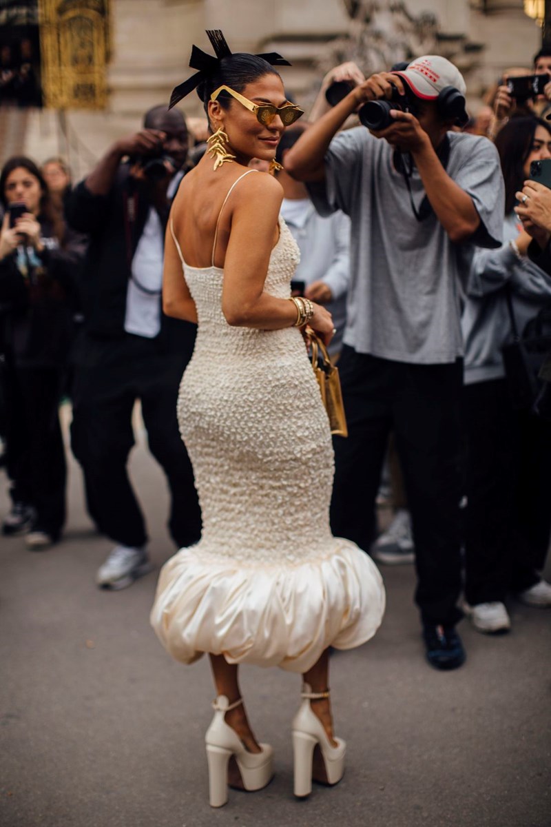 Είσαι shoe lover; Αυτά είναι τα παπούτσια που φόρεσαν οι fashion insiders στην Couture Εβδομάδα Μόδας στο Παρίσι - εικόνα 9