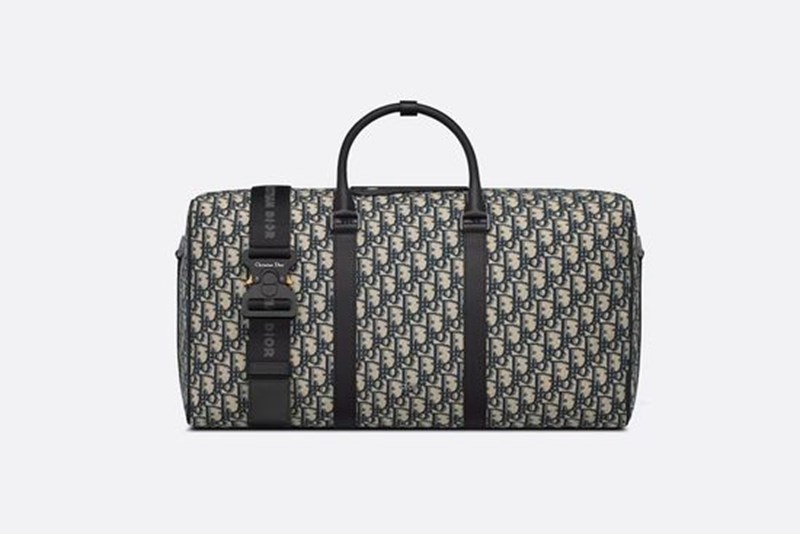 Luxury Travel: 6 chic σακ βουαγιάζ που θα αναβαθμίσουν το look του ταξιδιού σου - εικόνα 2