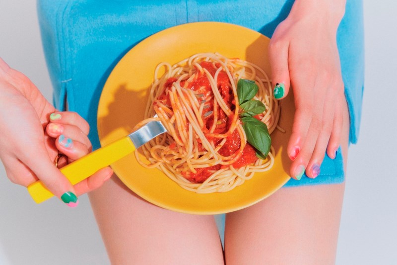 Nail Art: Αυτά τα μανικιούρ θυμίζουν λαχταριστά παγωτά και περίτεχνα graffiti - εικόνα 3