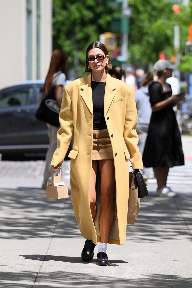 hailey_bieber_elle_gr