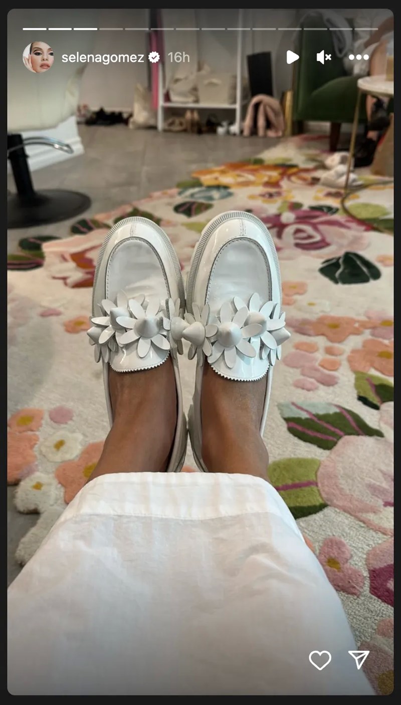 selena_gomez_elle_gr