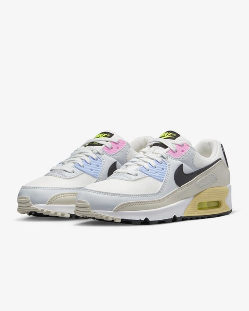 8 stylish sneakers που είναι ιδανικά για αυτή την περίοδο - εικόνα 1