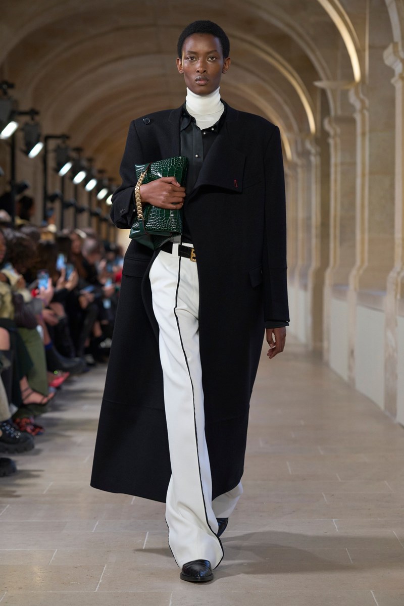 victoria_beckham_palto_elle_gr