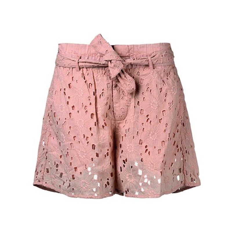 Quiet Luxury: Πώς θα ενσωματώσεις το trend στα looks της μεταβατικής περιόδου - εικόνα 30