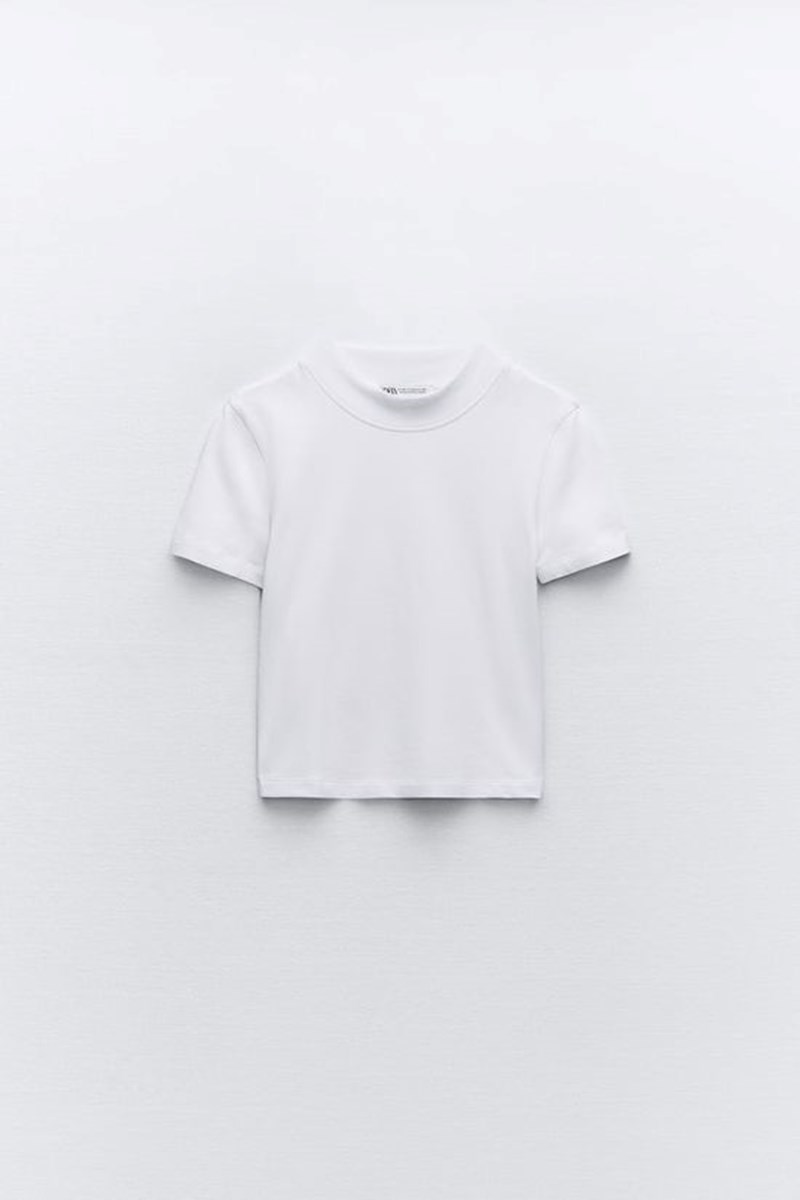 Hailey Bieber: Αντίγραψε 3 casual looks της με τα ρούχα που έχεις ήδη στη ντουλάπα σου - εικόνα 2