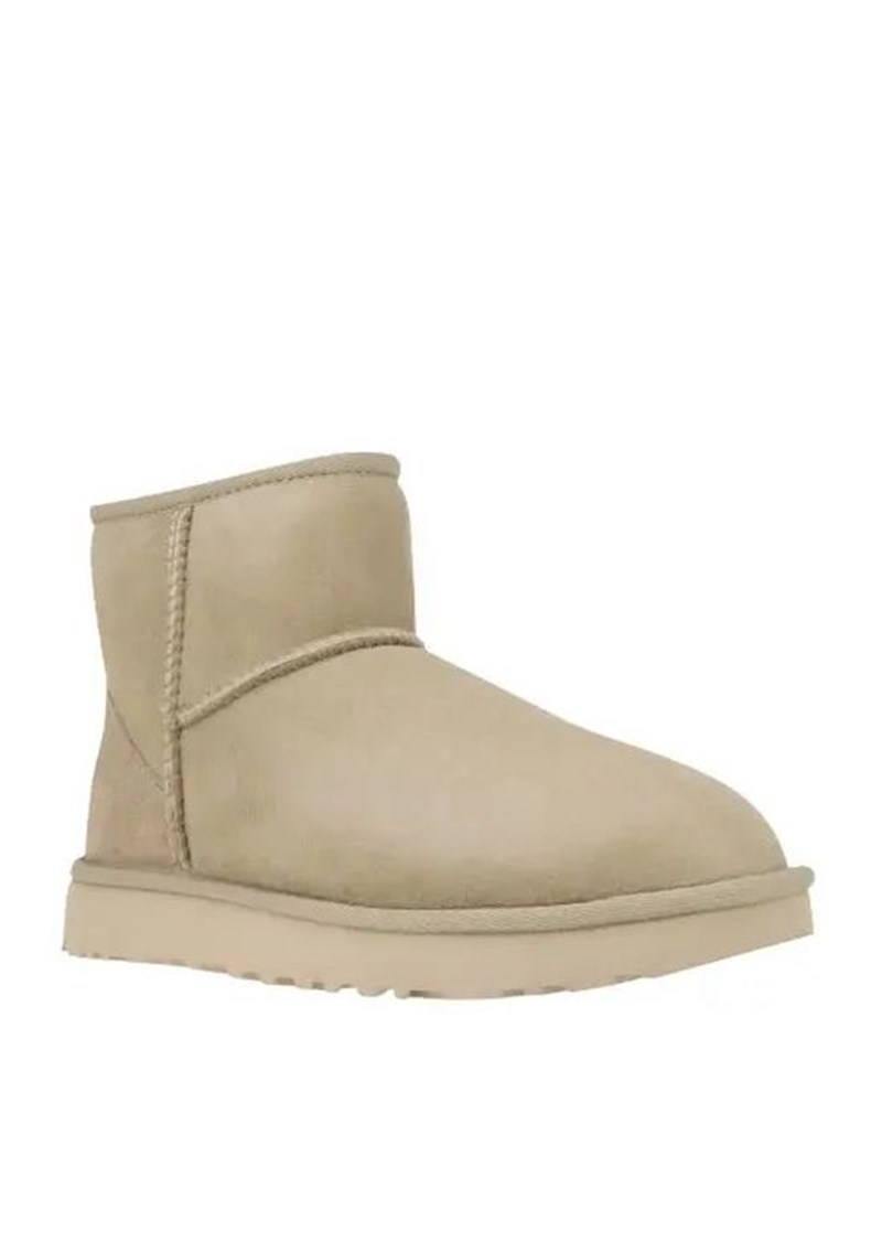 Αυτά είναι τα παπούτσια που θα αρχίσεις να φοράς σε λίγες ημέρες, με τα οποία θα "βγάλεις" και τον χειμώνα - εικόνα 4