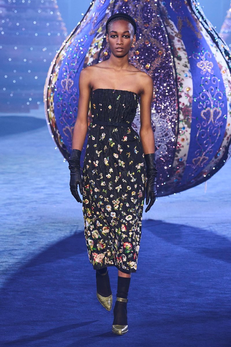 Αυτά είναι τα φορέματα που θα φοράμε όλο το φθινόπωρο - εικόνα 6