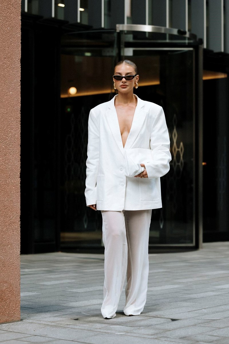 Moodboard Inspo: Πήραμε μία γεύση από το ενδιαφέρον street style στην Εβδομάδα Μόδας του Λονδίνου - εικόνα 5