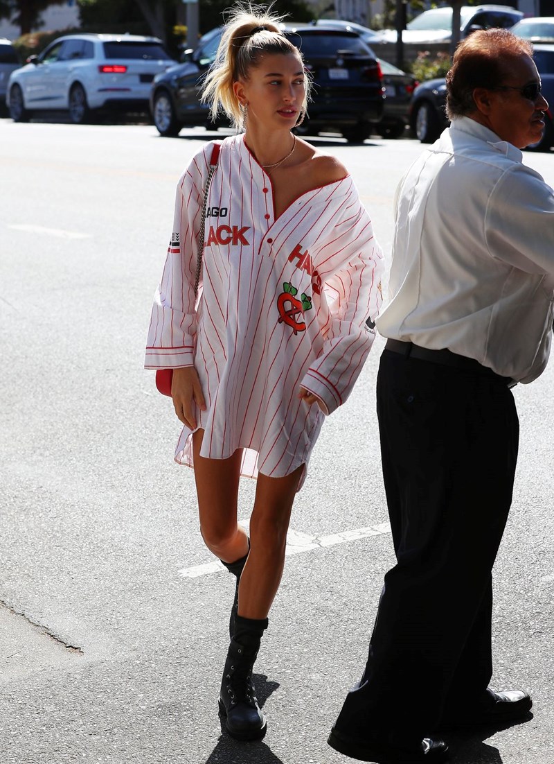 Hailey_bieber_elle_gr