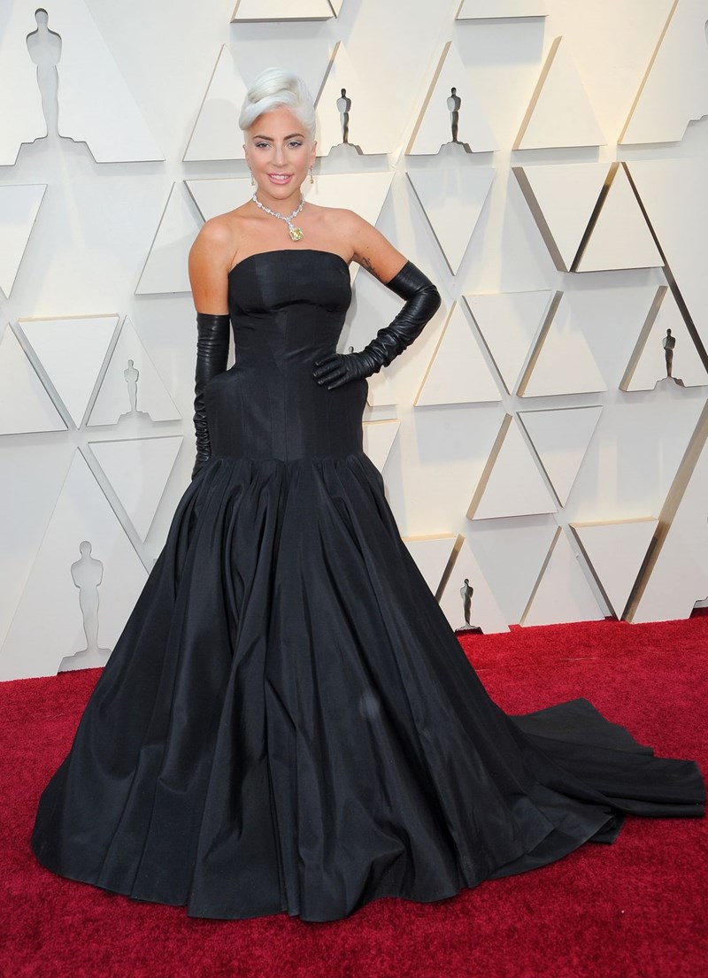 Τέλος εποχής: Η Sarah Burton αποχωρεί από τον οίκο Alexander McQueen μετά από 2 δεκαετίες - εικόνα 4