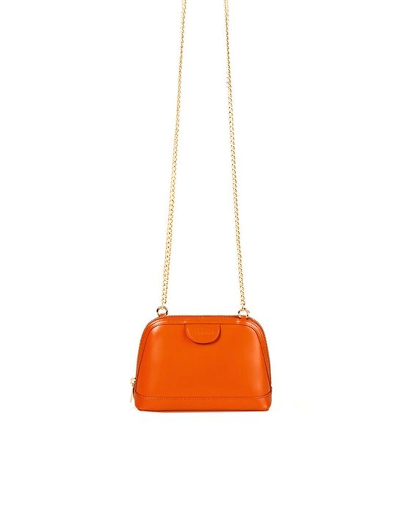 True colours: Πώς θα βάλεις έξυπνα χρώμα στα looks της μεταβατικής περιόδου - εικόνα 3