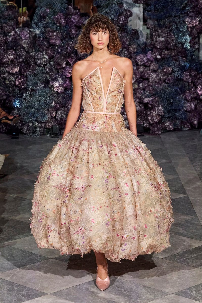 NYFW SS24: Τα trends που ξεχωρίσαμε για την Άνοιξη 2024 από την Εβδομάδα Μόδας της Νέας Υόρκης - εικόνα 9