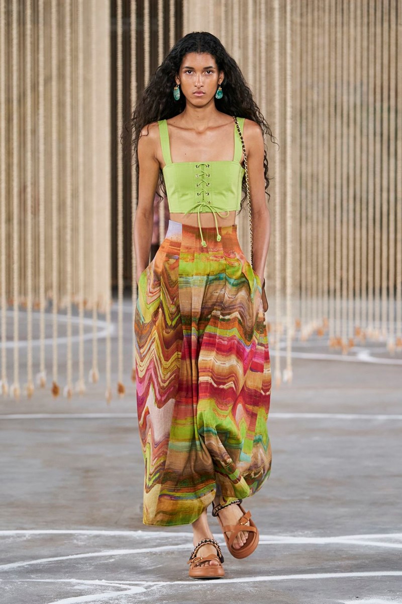 NYFW SS24: Τα trends που ξεχωρίσαμε για την Άνοιξη 2024 από την Εβδομάδα Μόδας της Νέας Υόρκης - εικόνα 6